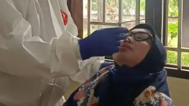 Ilustrasi tes swab