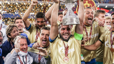 Kapten Zenit St Petersburg, Branislav Ivanovic.