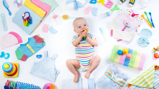 Rekomendasi 5 Bahan Perlengkapan Bayi yang Aman Digunakan Si Kecil