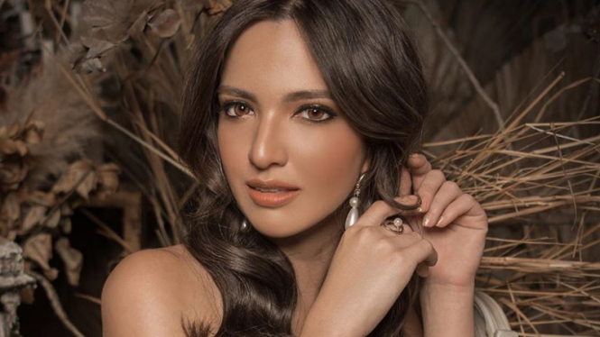 Nia Ramadhani.