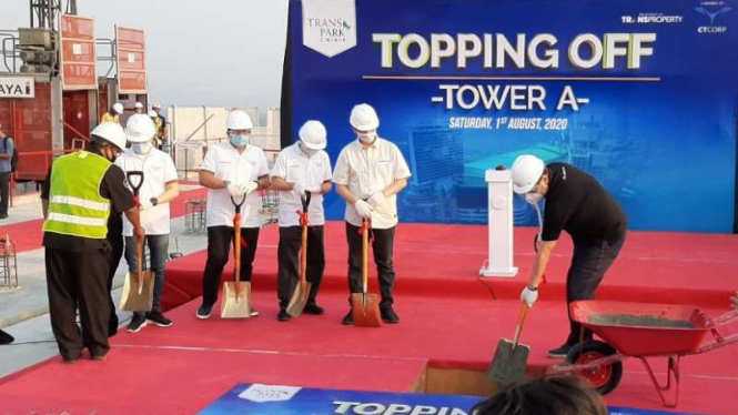 Topping Off Transpark Cibubur.
