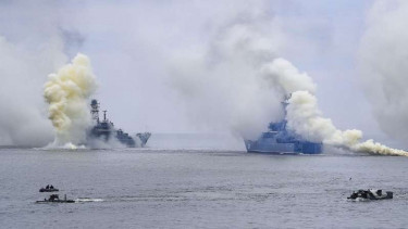VIVA Militer: Kapal perang militer Rusia di Laut Baltik.