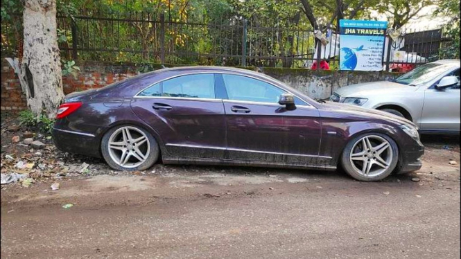 Mercedes-Benz CLS tak bertuan di India