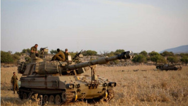 VIVA Milier: Tentara Israel IDF Siaga Disepanjang Perbatasan Lebanon