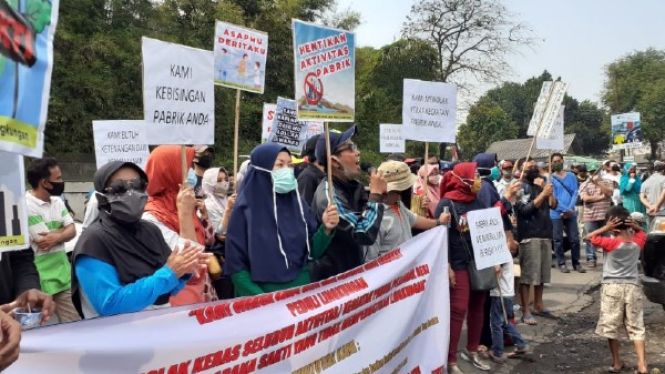 Warga Perumahan Grand Puri Asih, Kadu Jaya, Curug, Tangerang 