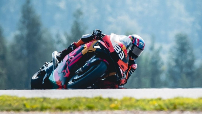 Pembalap Red Bull KTM, Brad Binder