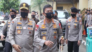 Kapolri Jenderal Polisi Idham Azis bersama Kadiv Humas Polri Irjen Argo Yuwono