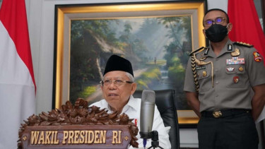 Wapres Ma'ruf Amin di kediamannya