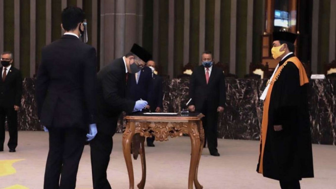 Pelantikan Doni Primanto Joewono sebagai Deputi Gubernur Bank Indonesia.