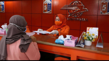 Kegiatan operasional PT Pos Indonesia (Persero) di masa pandemi.