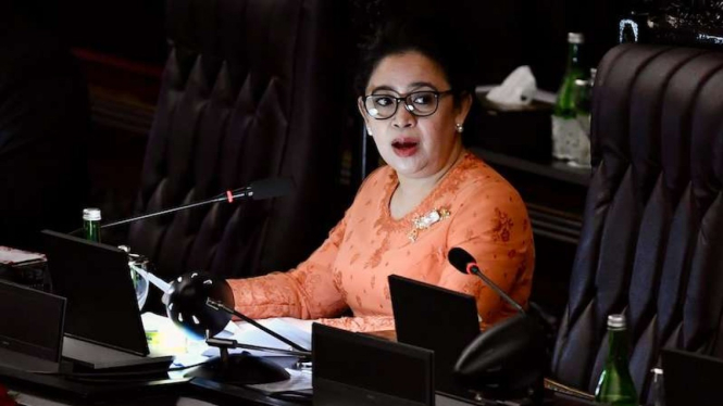 Ketua DPR Puan Maharani menyampaikan pidato pengantar dalam rangka Sidang Bersama DPR-DPD di Ruang Rapat Paripurna, Komplek Parlemen, Jakarta, Jumat (14/8/2020).