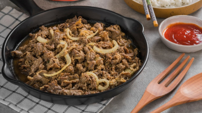 Hidangan olahan daging sapi.