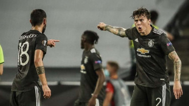 Bruno Fernandes dan Victor Lindelof