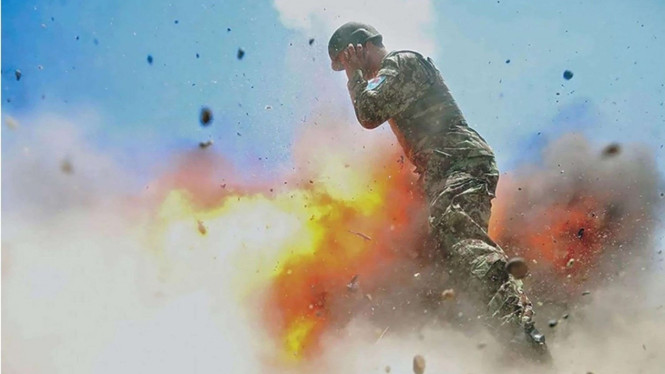 VIVA Militer: Detik-detik Kecelakaan Mortir yang Tertangkap Kamera