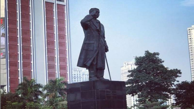 Patung Jenderal Sudirman di Jalan Jend Sudirman Jakarta Pusat