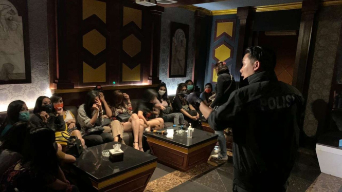 Polisi gerebek venesia karaoke di BSD, Tangerang