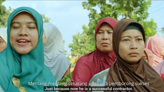 Bu Tejo di Film Tilik
