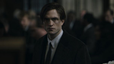 Robert Pattinson sebagai Bruce Wayne di The Batman.