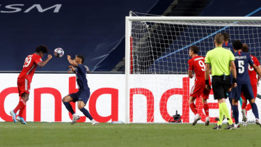 Gol Kingsley Coman ke gawang Paris Saint Germain