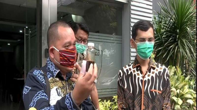 Hadi Pranoto (kanan) mendatangi Polda Metro Jaya guna menjalani pemeriksaan