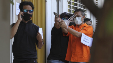 Rekonstruksi Pembunuhan Bos Pelayaran di kelapa Gading
