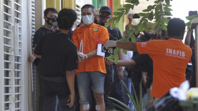 Rekonstruksi Pembunuhan Bos Pelayaran di kelapa Gading