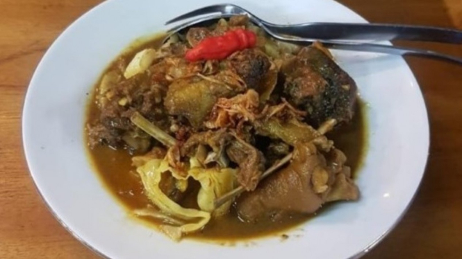 Tengkleng di Warung Sate Pak H.Bejo