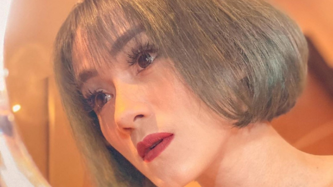 Dara The Virgin.