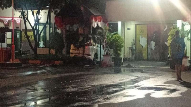 Polsek Ciracas diserang orang tak dikenal