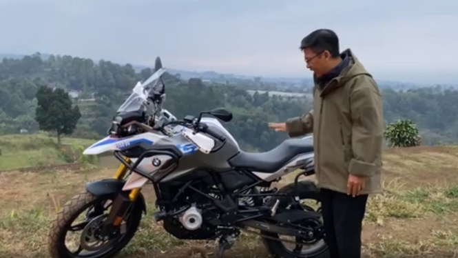 Aa Gym lelang motor BMW untuk bangun masjid