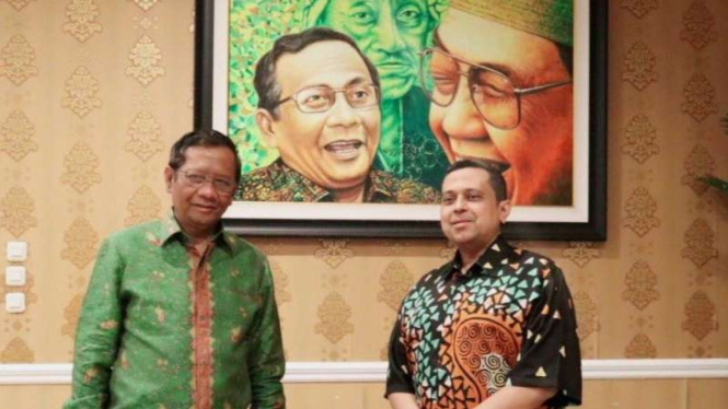 Mahfud MD dan Haikal Hassan