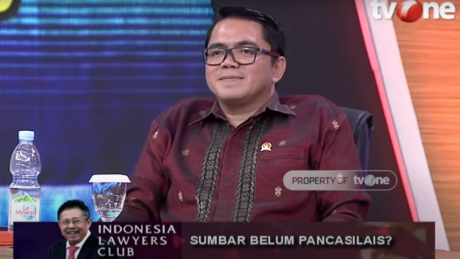 Ekspresi Arteria Dahlan saat disebut bahwa kakeknya adalah pendiri PKI Sumbar