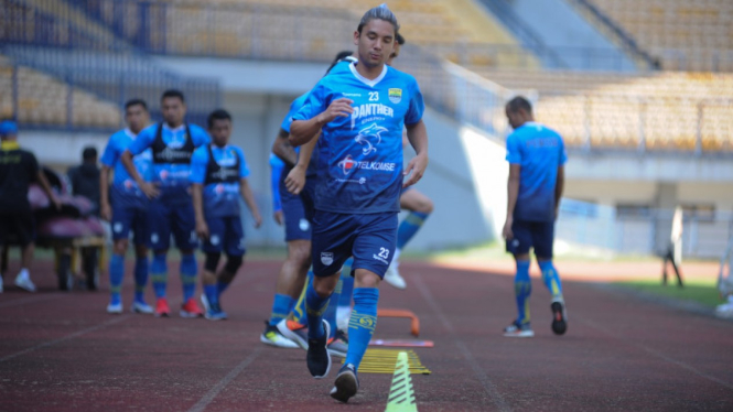 Gelandang Persib Bandung, Kim Jeffrey Kurniawan