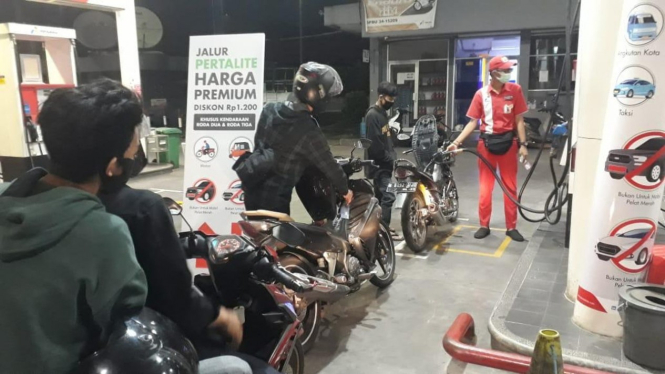 Pertamina turunkan harga Pertalite