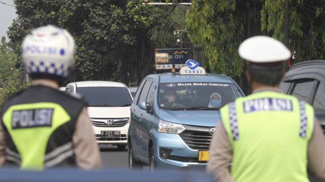 Hari pertama PSBB total
