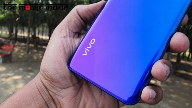 Ponsel Vivo.