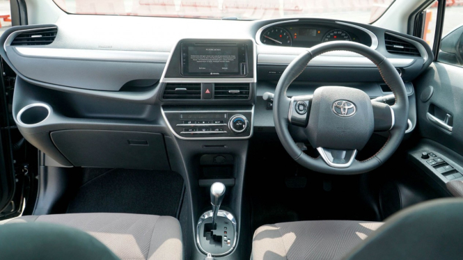 Toyota Sienta Welcab