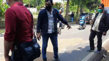 Polisi saat olah TKP tewasnya Briptu Andry di Pondok Ranggon
