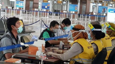 Ilustrasi rapid test di Bandara Soekarno-Hatta.