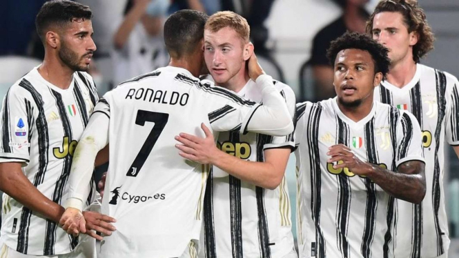 Pemain Juventus merayakan gol ke gawang Sampdoria