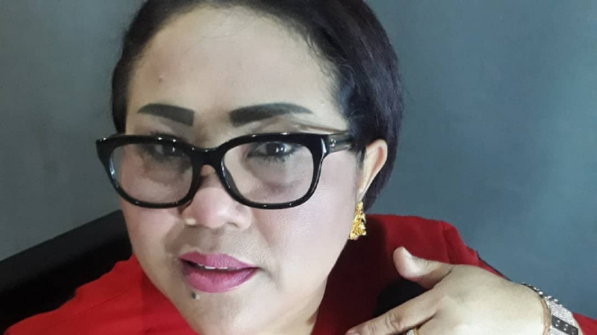 Komedian Nunung