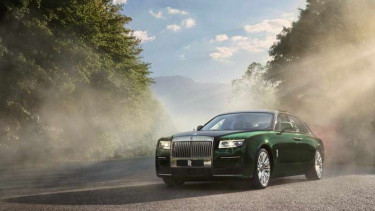 Mobil mewah Rolls-Royce Ghost Extended