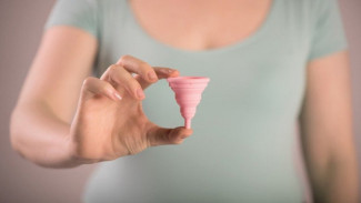 Cangkir Menstruasi, Bolehkah Dipakai Wanita yang Pasang KB Spiral?