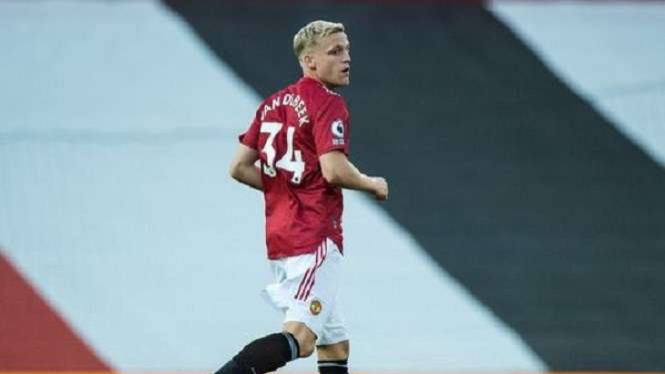 Gelandang Mancester United, Donny van de Beek