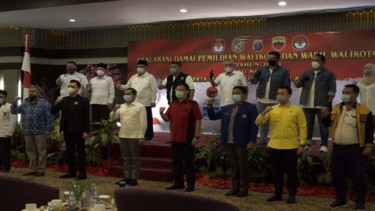 Akhyar Nasution-Salman Alfarisi dan Bobby Nasution-Aulia Rahman (antara)