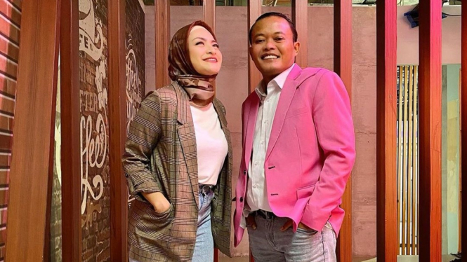 Sule dan Nathalie Holscher