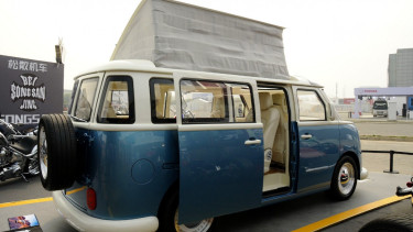 Mobil Songsan Summer buatan China
