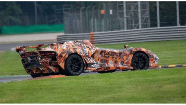 Lamborghini tanpa atap tepergok lagi diuji jalan