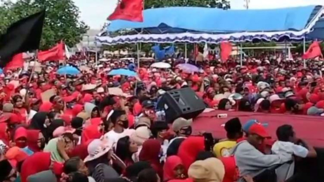 Tangkapan layar video konser musik cakada Wakatobi.