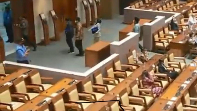 Fraksi Demokrat Walk Out dalam Paripurna Pengesahan RUU Ciptaker